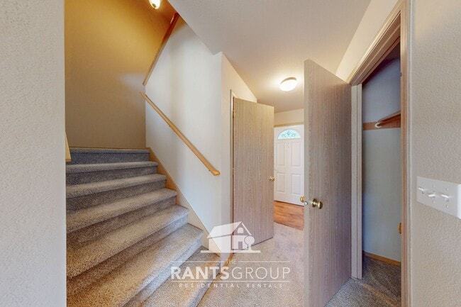 7043-7045 Lazy Ct SW Unit 7043