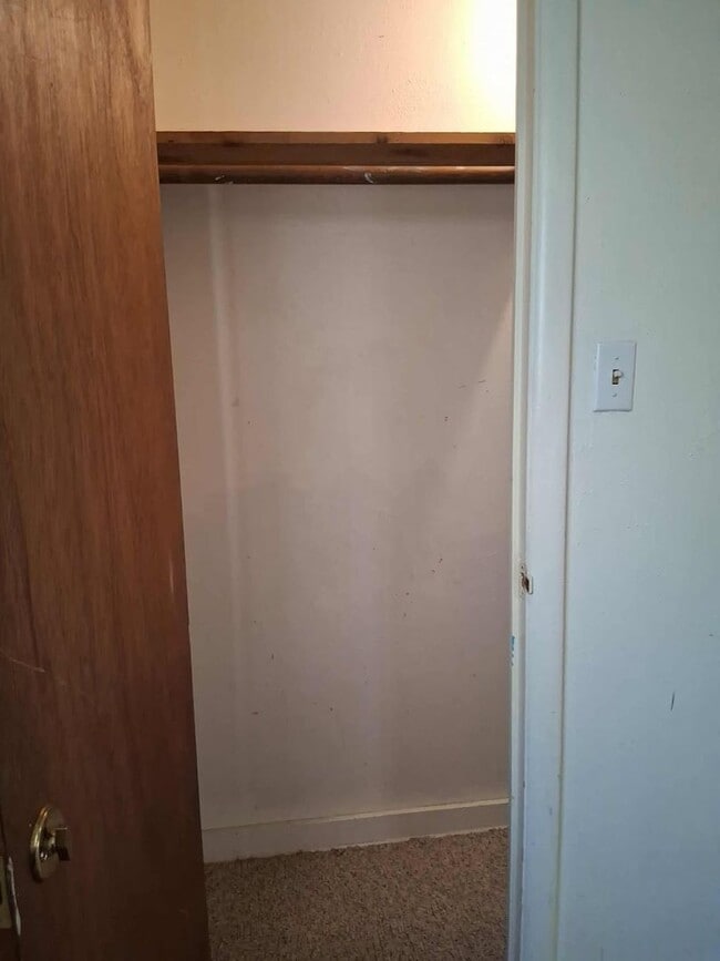 Photo - Cozy 2BD w/ Yard – Gas & Water Included – ...