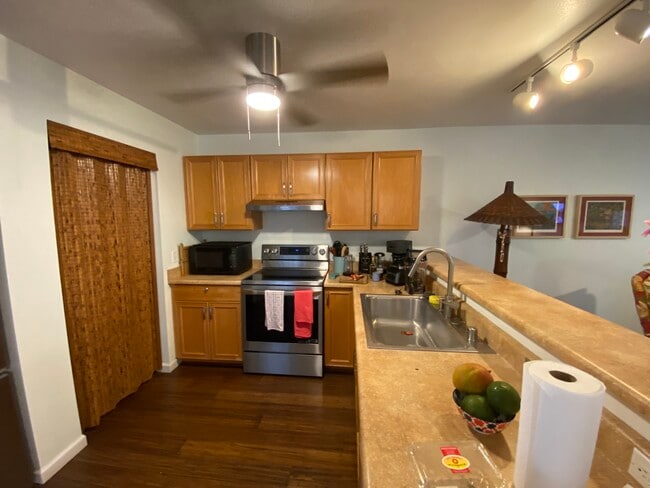 Photo - 76-134-134 He?enalu Rd Unit 10