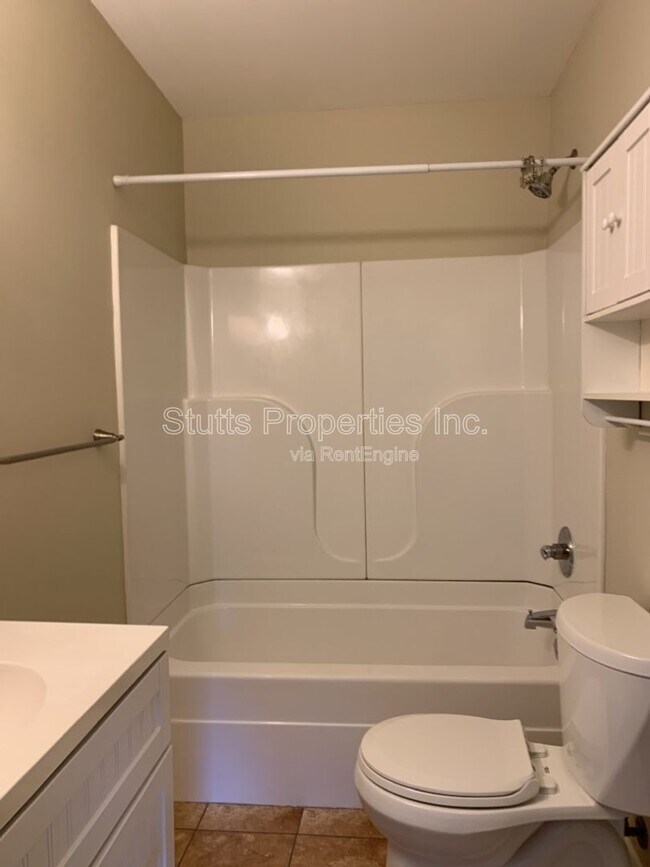 Photo - 900 N Montgomery Ave Unit 201