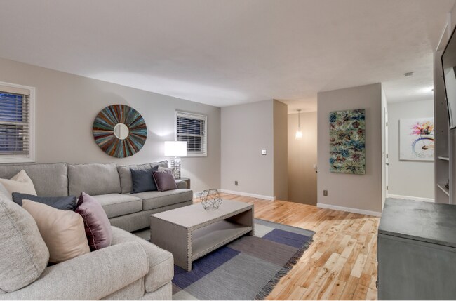 Photo - 201 N 48th St