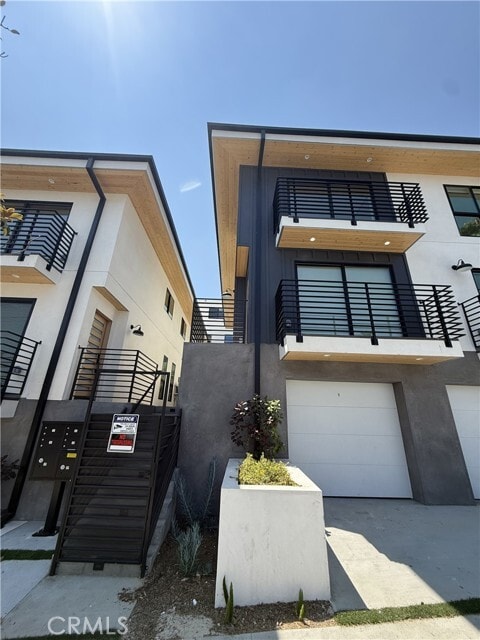 Photo - 4454 Clinton St Condo Unit 1/2
