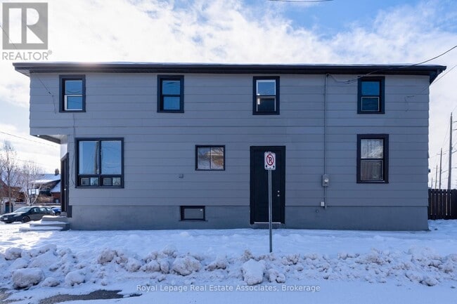 Photo - 24 Duke St Unit 3