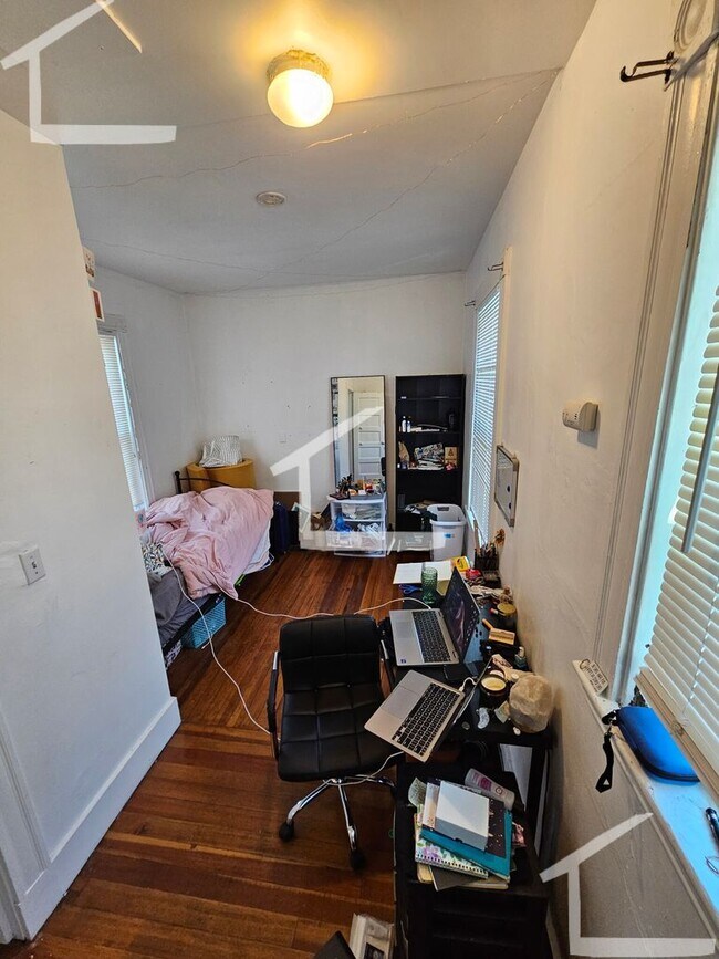 Photo - 94 Ashford St