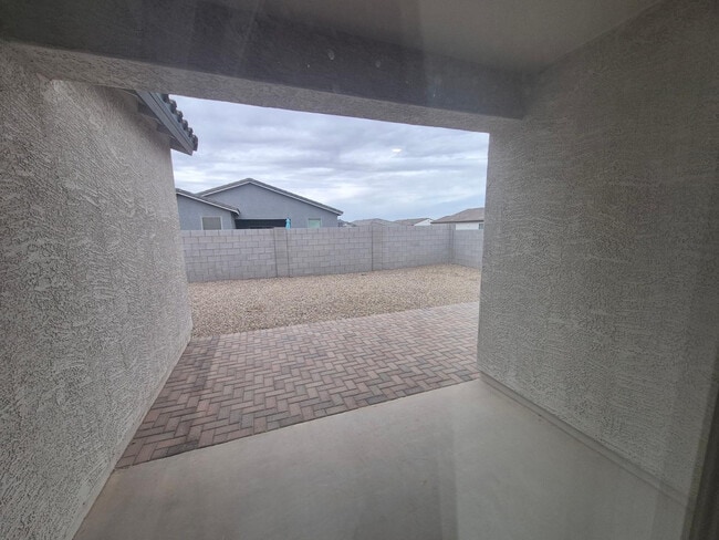 Photo - 47792 W Mellen Ln