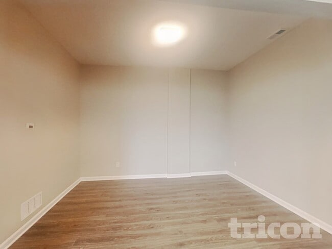 Photo - 1098 Tomahawk Pl