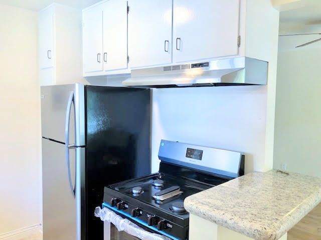 Photo - 10815 Morrison St Unit #3