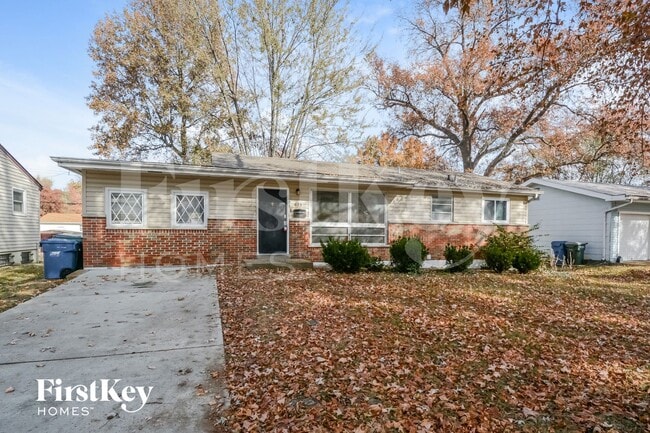 Photo - 623 Holiday Ave