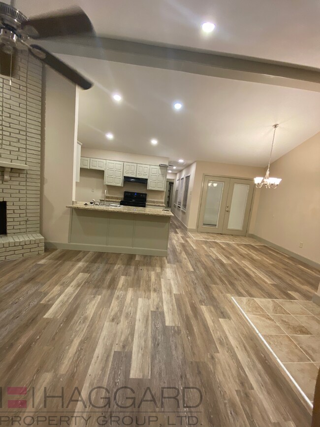 Photo - 3 bedroom 2 bathrooms