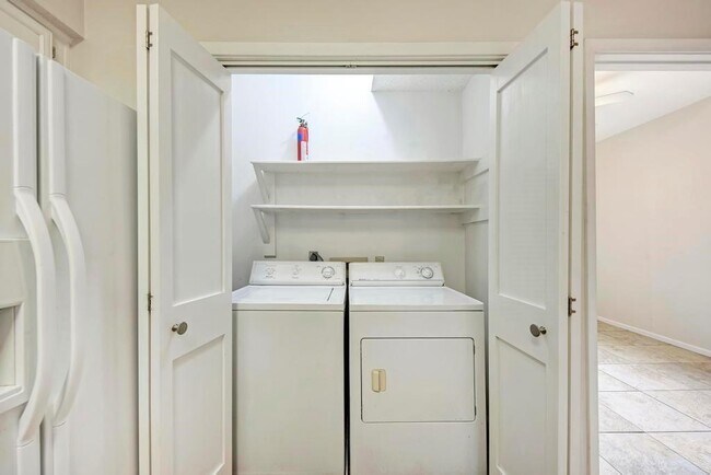 Photo - 2901 San Jacinto Blvd Unit 107