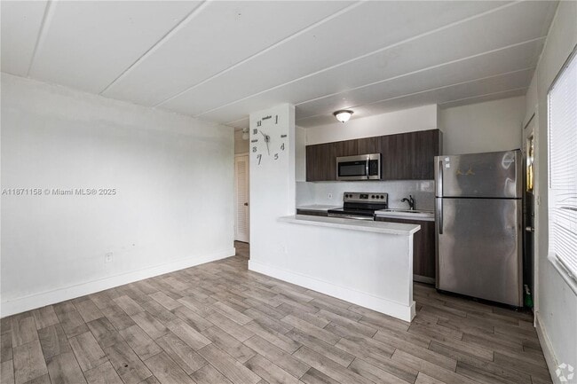 Building Photo - 734 NW 80th St Unit 16 Rental