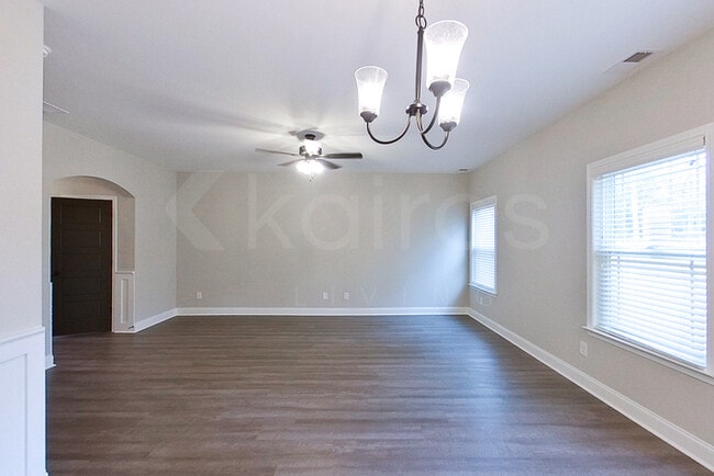 Photo - 162 Allentown Wy