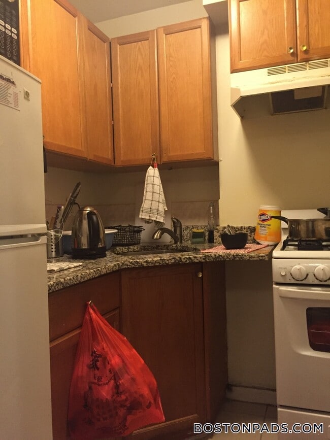 Photo - 171 Hemenway St Unit 14