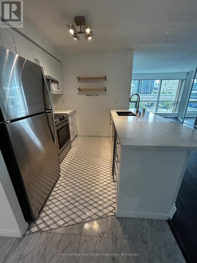 Photo - 10 Yonge St Unité 507
