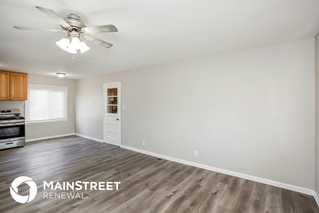 Photo - 5209 E White Ln