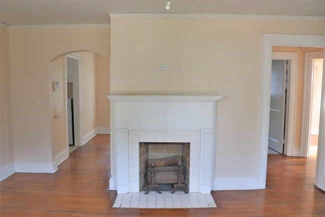 Photo - 2- Bedroom Bungalow Beauty