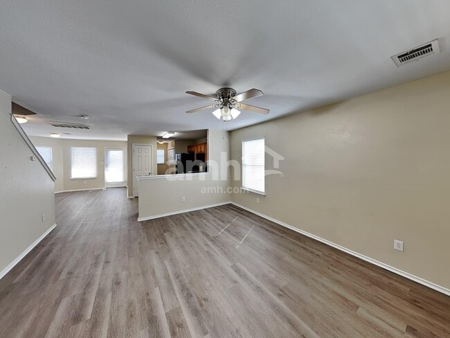 Photo - 2844 Deerfern Ln