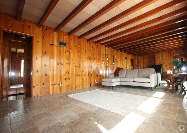 Building Photo - 3716 Glendon Ave Unit 3716 Rental
