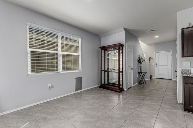 Photo - 5 Bedroom home in Maricopa