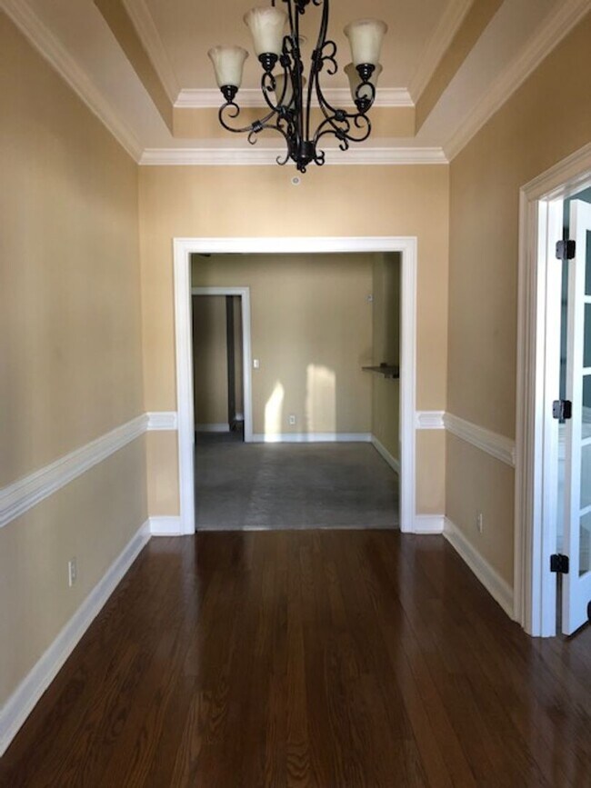 Photo - 237 Dogwood Cir