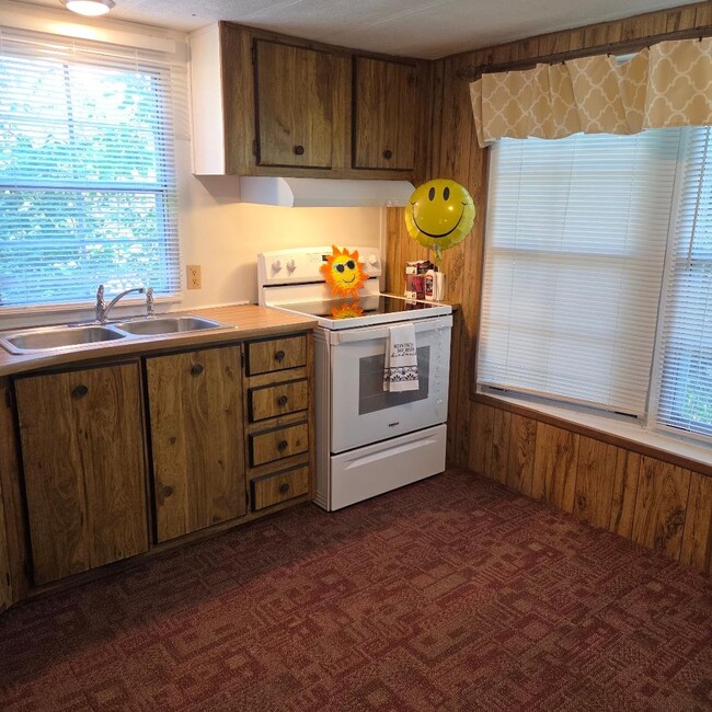 Photo - 134 Coil Rd