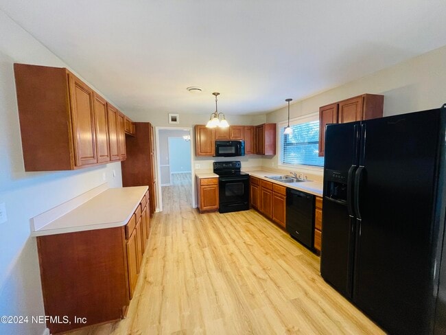 Photo - 5350 Selton Ave