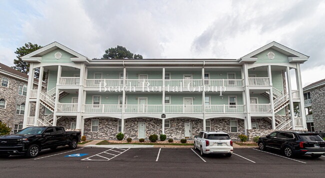 Building Photo - Furnished Unit 102