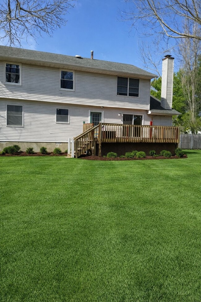 Photo - 15 Cedarbrook Ln