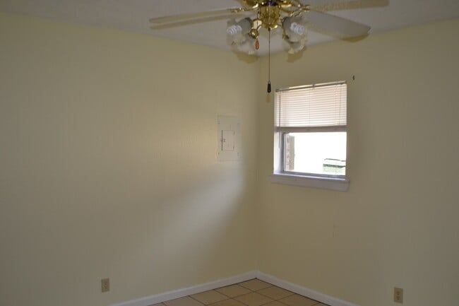 Photo - 706 Frisco Rd