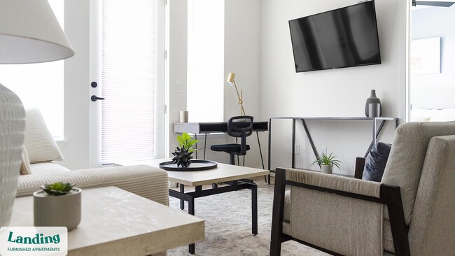 Photo - 650 N Main St Unidad 308