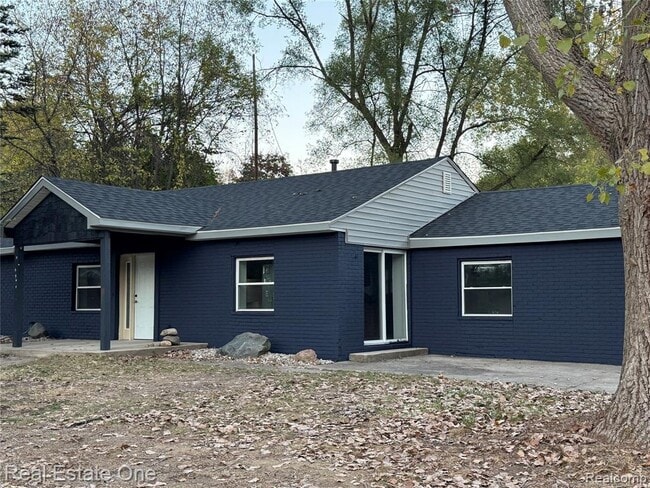 Building Photo - 7889 Chilson Rd