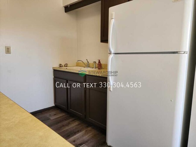 Photo - 285 Villa St Apartment Unit 287