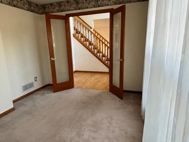 Photo - 6136 Brigids Close Dr