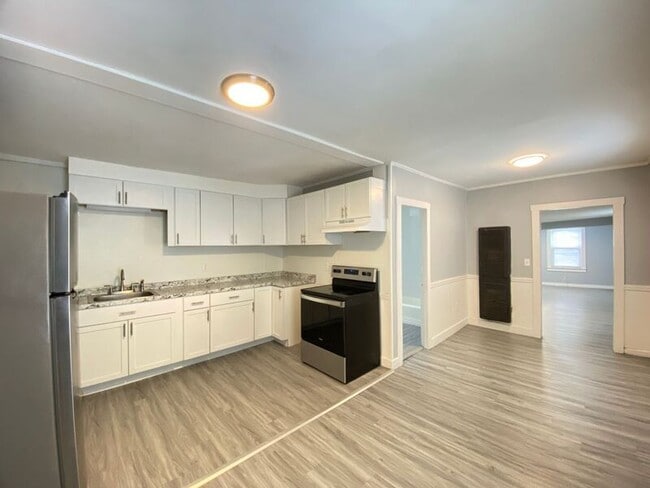 Building Photo - 9 Patten Ct Unit #3 Rental