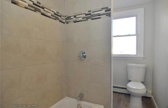 Photo - 179 Valley St Unit 3