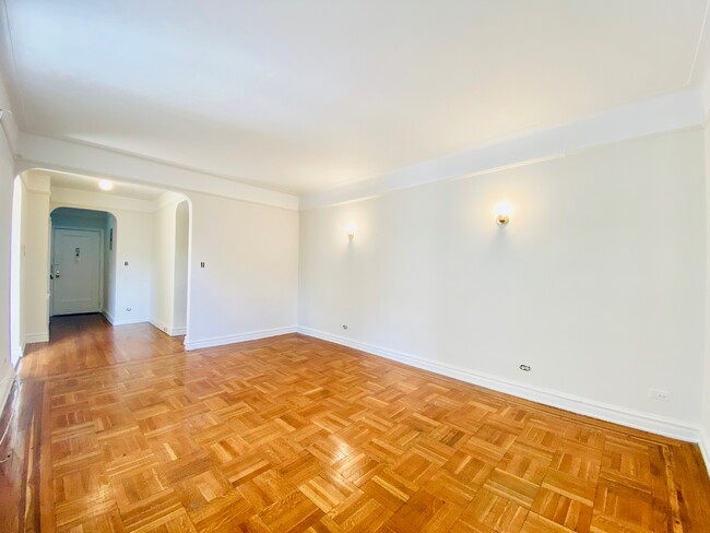 Photo - 4039 48th St Apartments