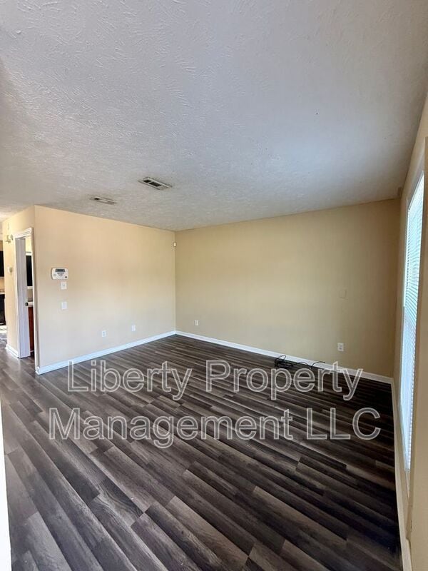 Photo - 5752 Aftonshire Dr