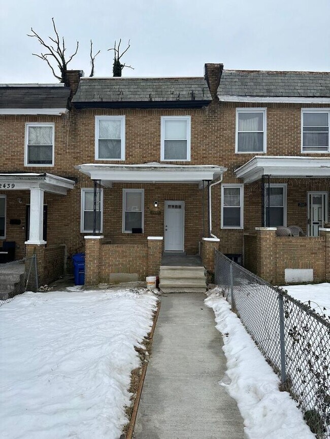 Photo - 4 Bedroom Spacious House