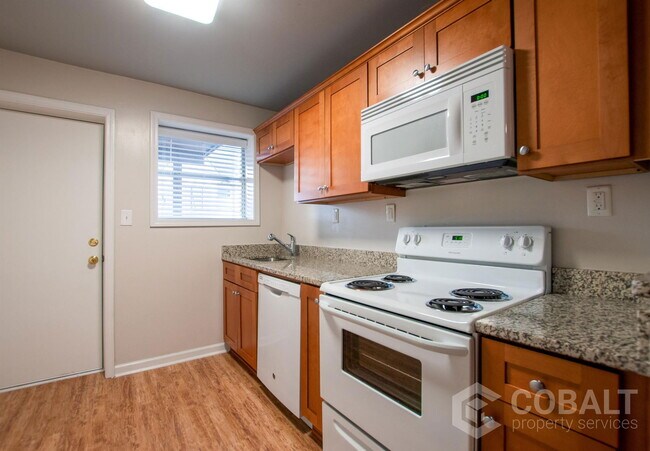 Photo - 271 Glen Iris Dr NE Unit 4A