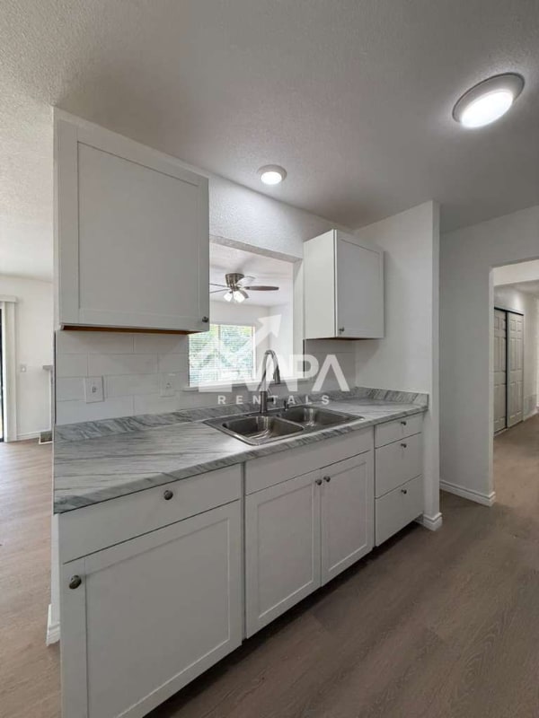 Photo - 106 Meadow Hill