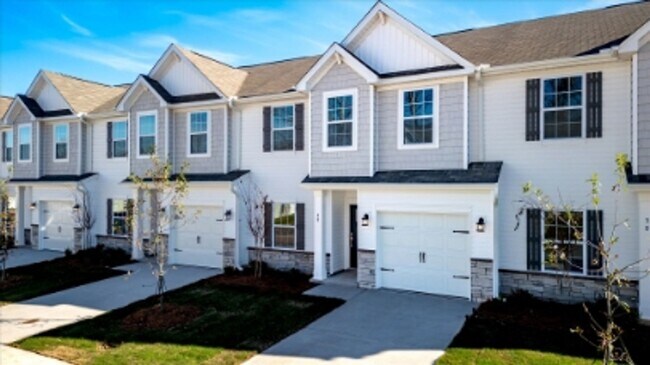 Photo - Stylish Living with Convenience at Your Doorstep