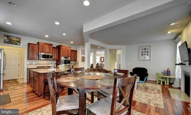 Photo - 3041 Moore Ln