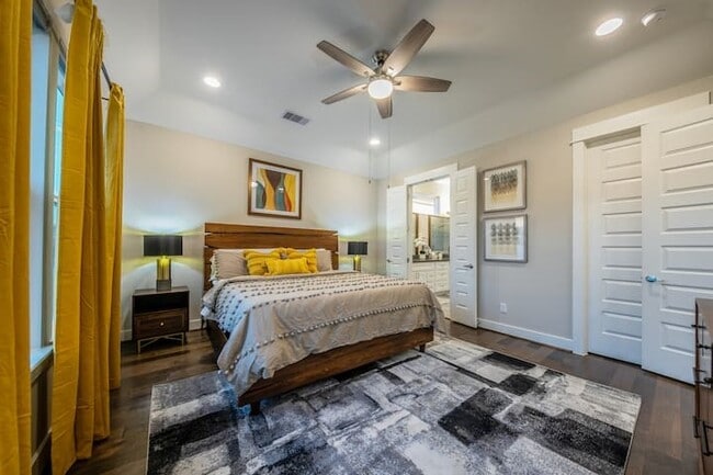 Building Photo - 2604 McIlhenny St