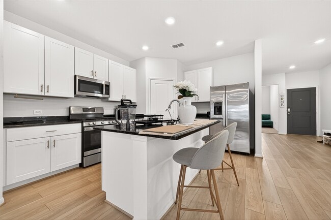 Photo - 2711 Misty Meadow Ln