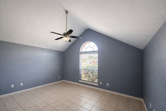 Photo - 6415 Autumn Thistle Dr