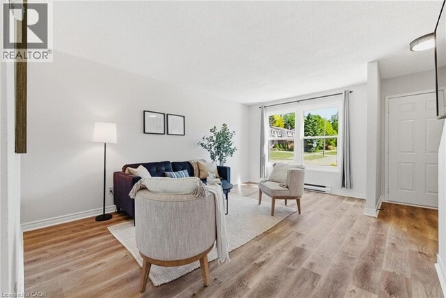 Photo - 283 Cole Rd