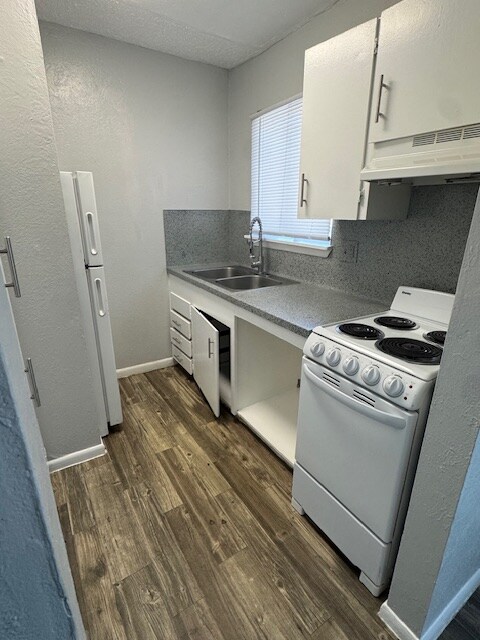 Photo - 5220 Weber Rd Unit F-202