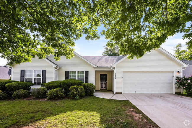 Building Photo - 1808 Maxey Ln Rental