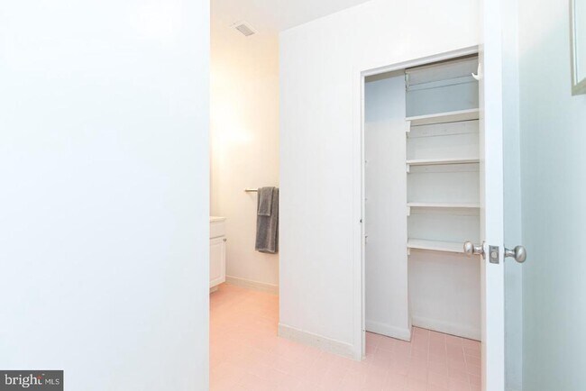 Photo - 135 S 19th St Unit 1002