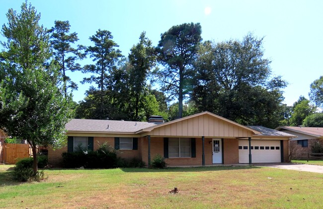 Updated 3 Bedroom, 2 Bath Home Near UT Tyler - Updated 3 Bedroom, 2 Bath Home Near UT Tyler